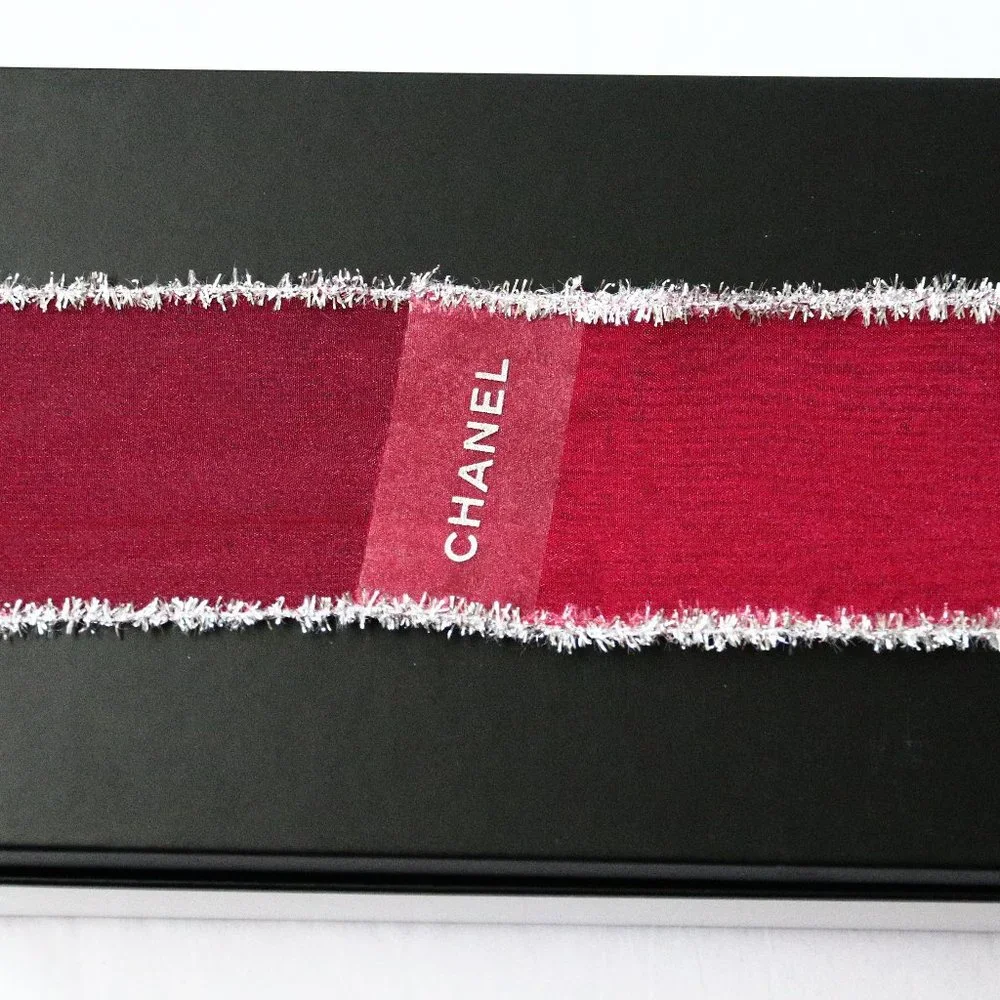 CHANEL Signature Medium White Gift Box with Pink Organza Ribbon